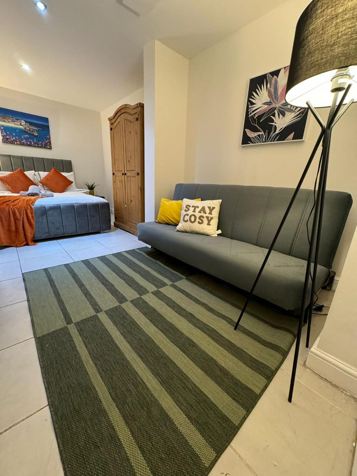 Cosy Luxurious Room In The Heart Of London Exterior photo