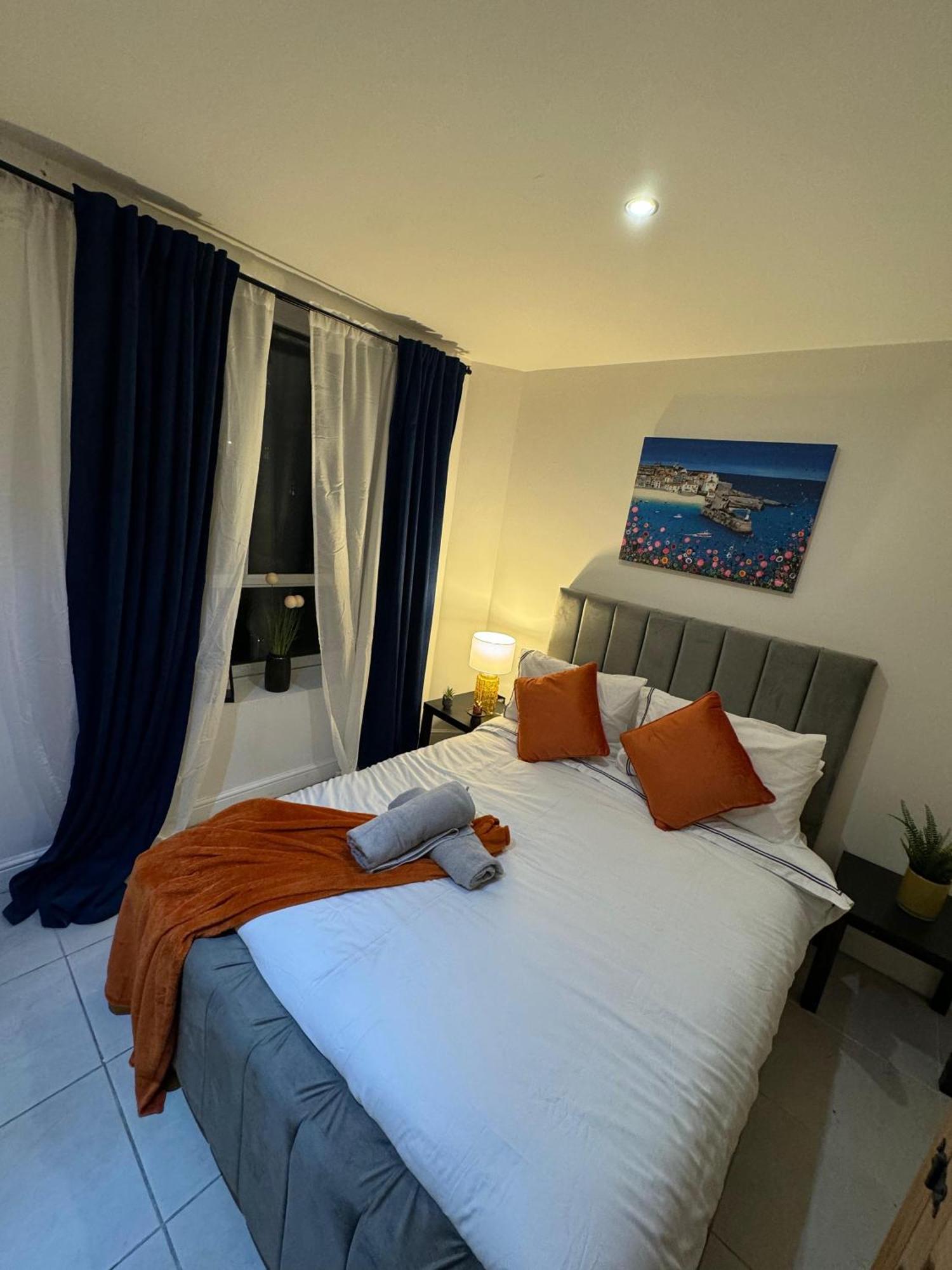 Cosy Luxurious Room In The Heart Of London Exterior photo