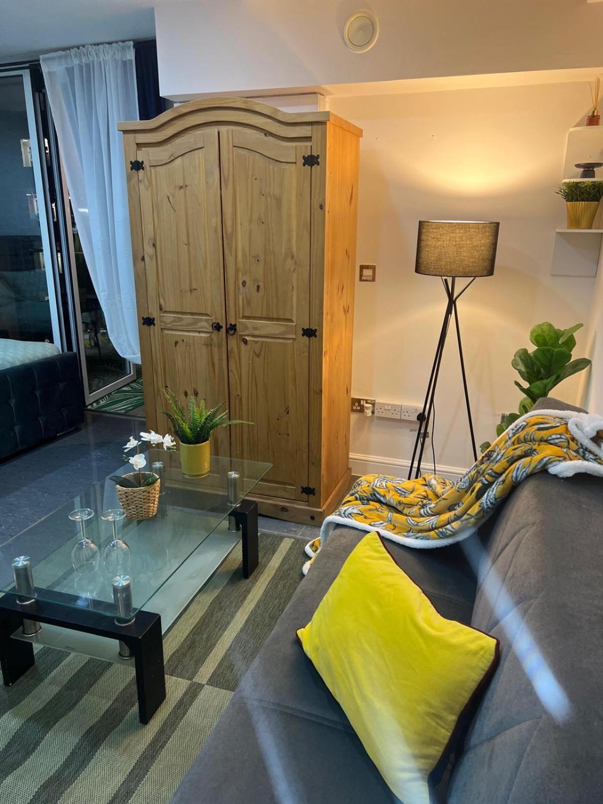 Cosy Luxurious Room In The Heart Of London Exterior photo