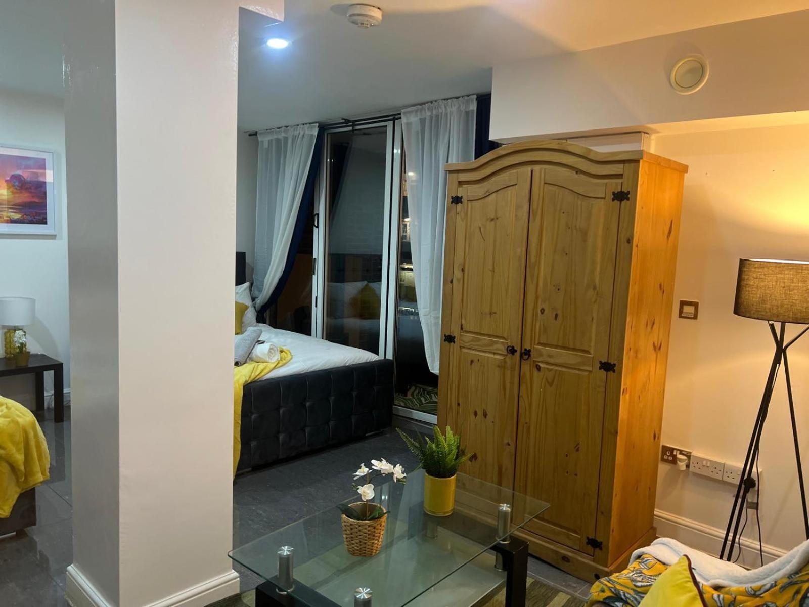 Cosy Luxurious Room In The Heart Of London Exterior photo