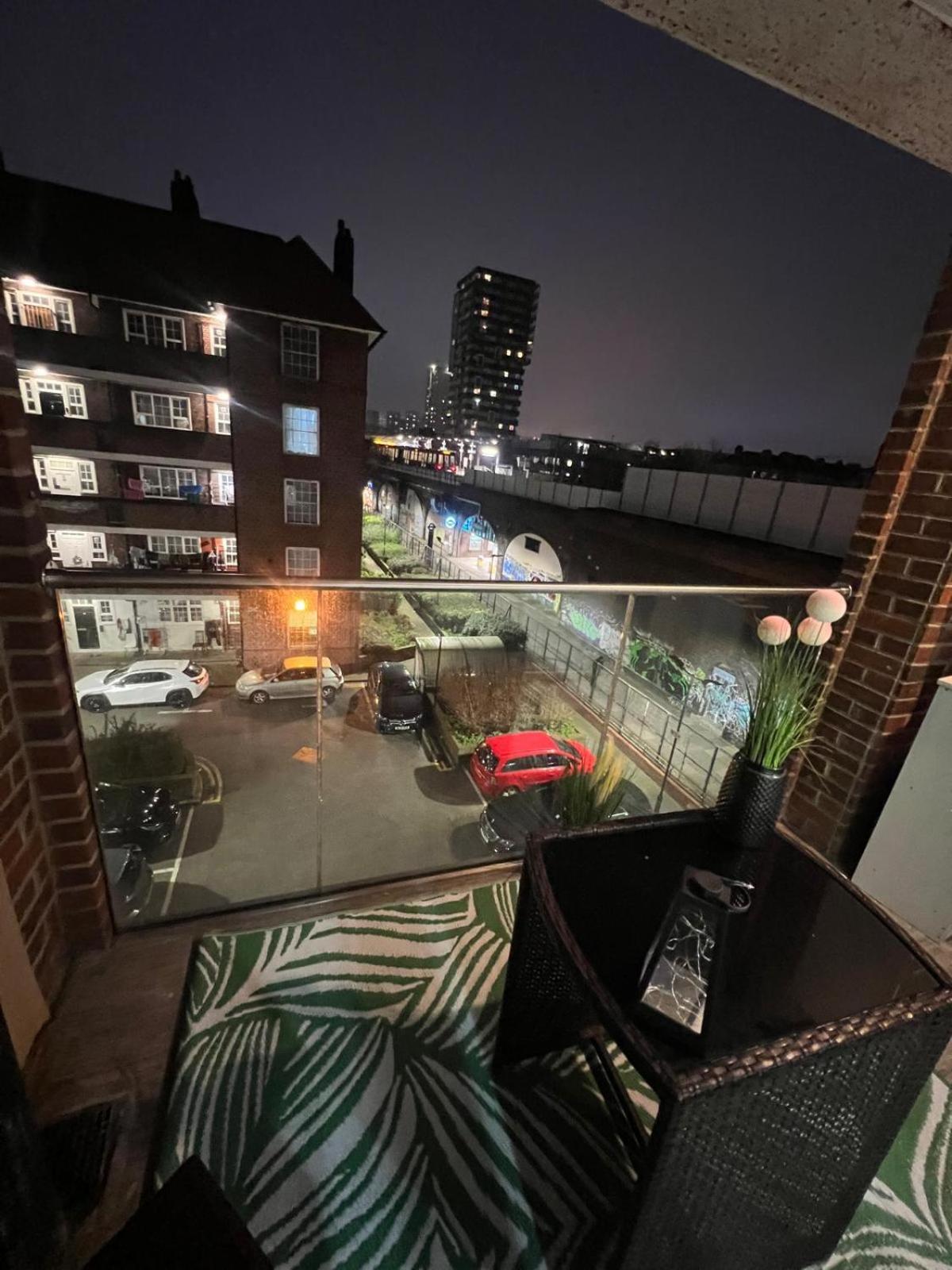Cosy Luxurious Room In The Heart Of London Exterior photo
