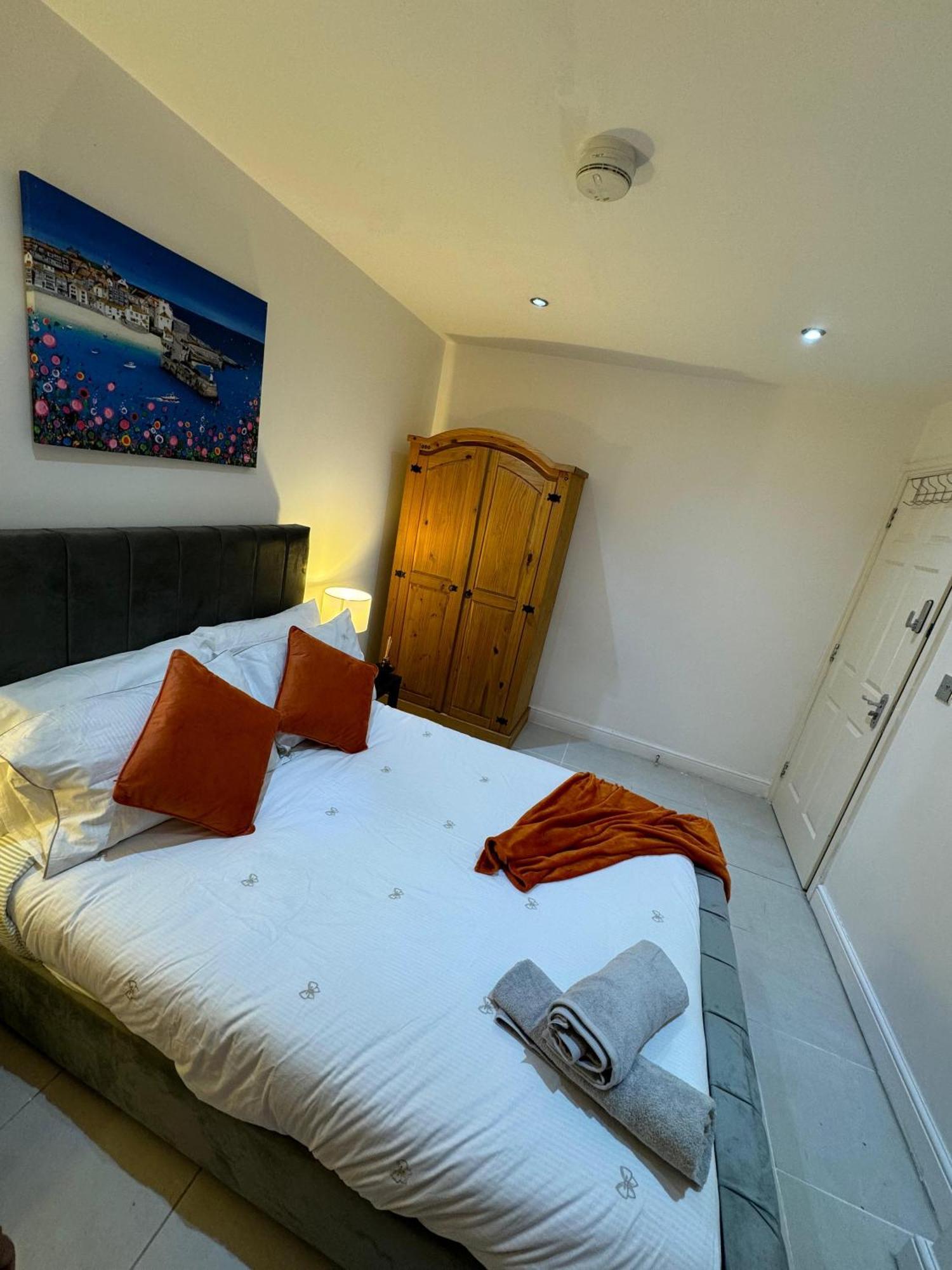 Cosy Luxurious Room In The Heart Of London Exterior photo